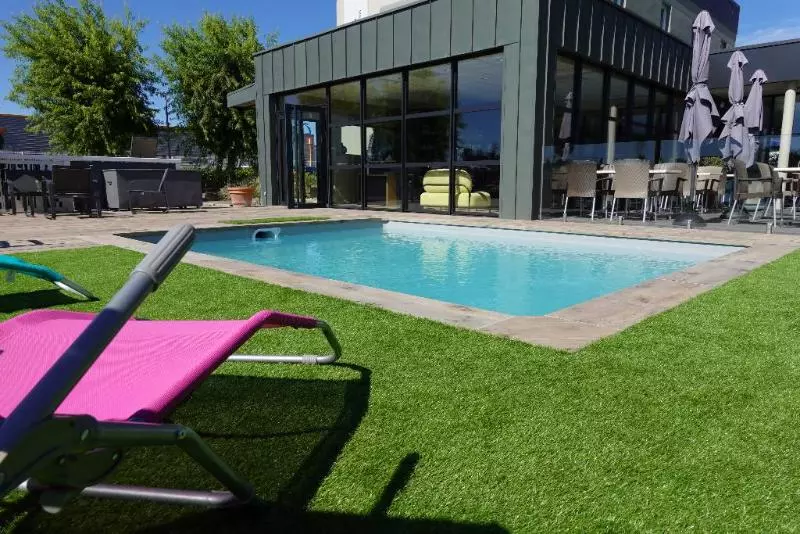 בית מלון כפרי The Originals City, Hôtel Hélios, Roanne Nord