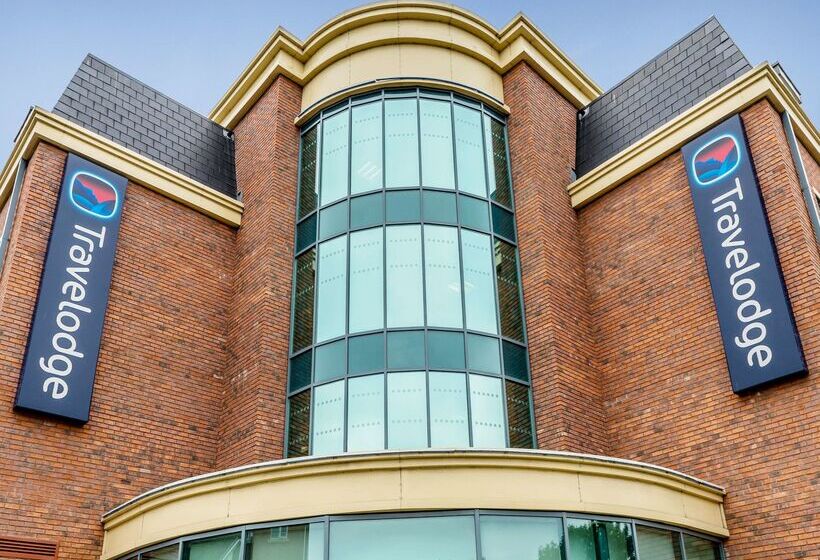 בית מלון כפרי Travelodge Stratford Upon Avon