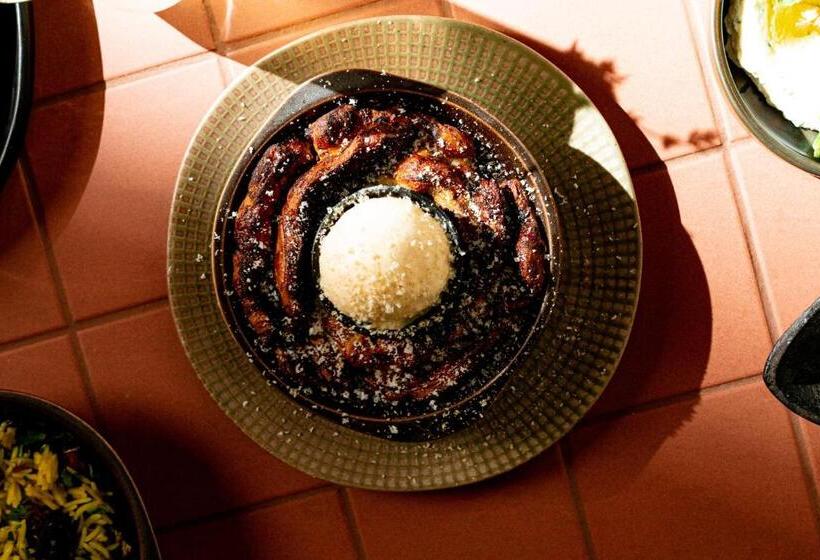 Hotel Verno House Budapest, Vignette Collection, An Ihg