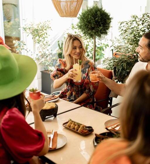 Hotel Verno House Budapest, Vignette Collection, An Ihg