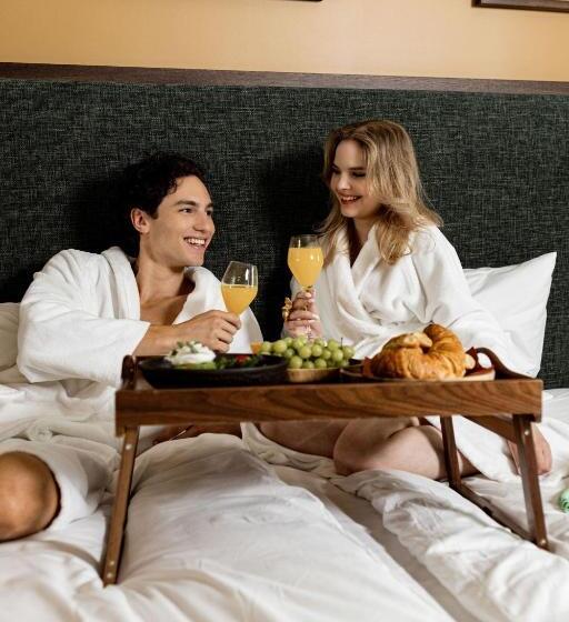 Hotel Verno House Budapest, Vignette Collection, An Ihg