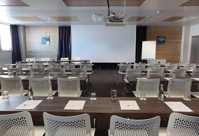 리조트 Résidence Le Chalet Du Mont Vallon