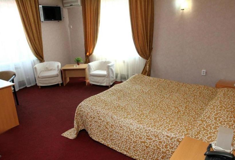 Отель Skazka  Complex