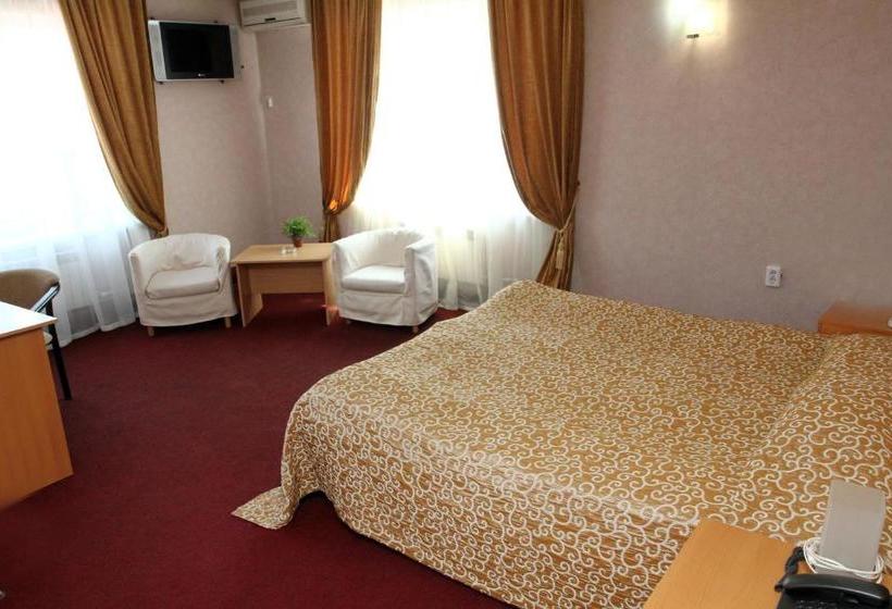 Отель Skazka  Complex