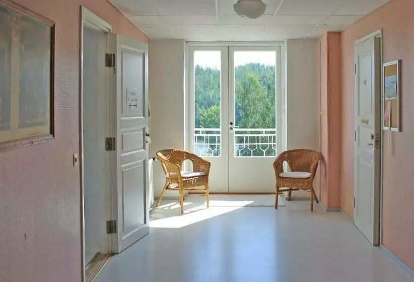 Retkeilymaja Vanha Koulu