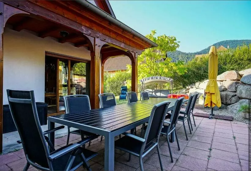 ベッドアンドブレックファースト Le Charme De L Altenberg