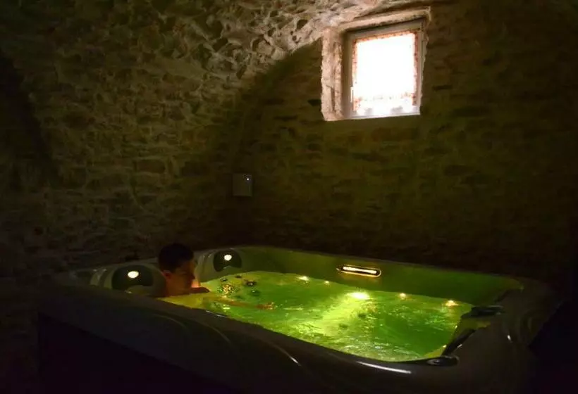 Aamiaismajoitus (B&B) Locus Amoenus