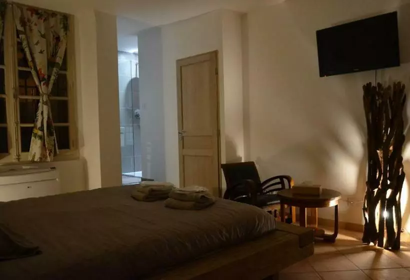 Aamiaismajoitus (B&B) Locus Amoenus