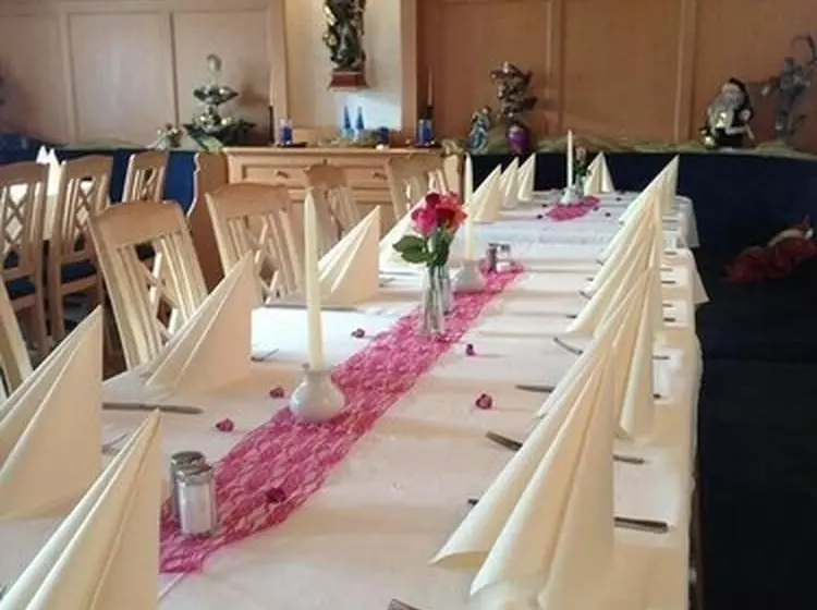 Hotelli Landgasthof Stangl