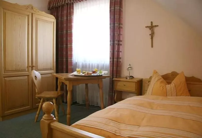 Hotelli Landgasthof Stangl