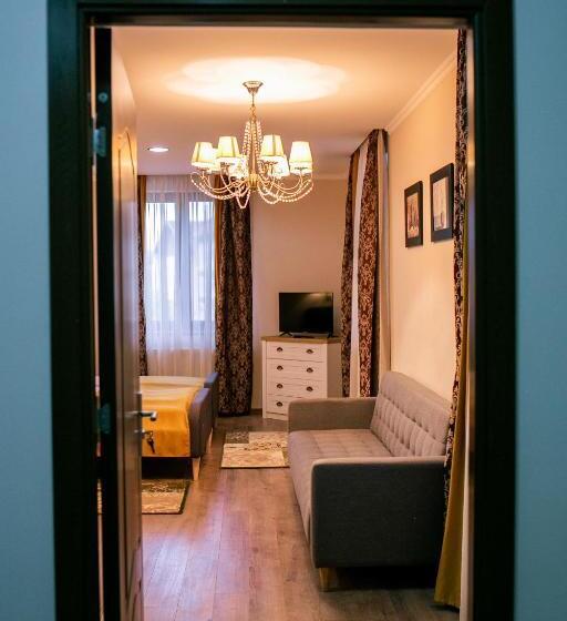 פנסיון Casa Claudia