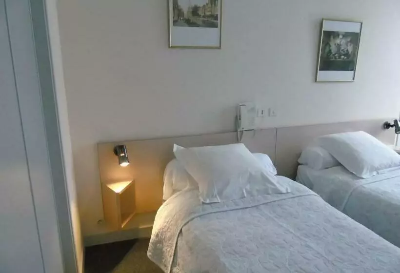 ペンション Chambre D Hôtes De Le Halle