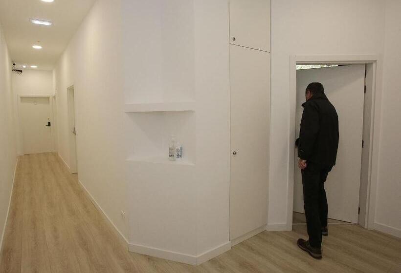 Пансион Lasarterooms Autocheck In