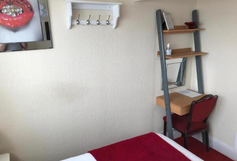 펜션 Victoria House   Self Catering Quiet Guesthouse   Adult Singles And Couples Only