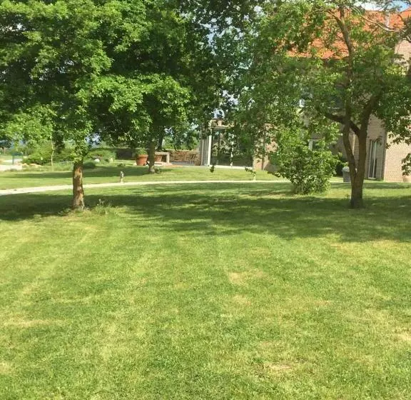 Aamiaismajoitus (B&B) Au Bord De La Foret