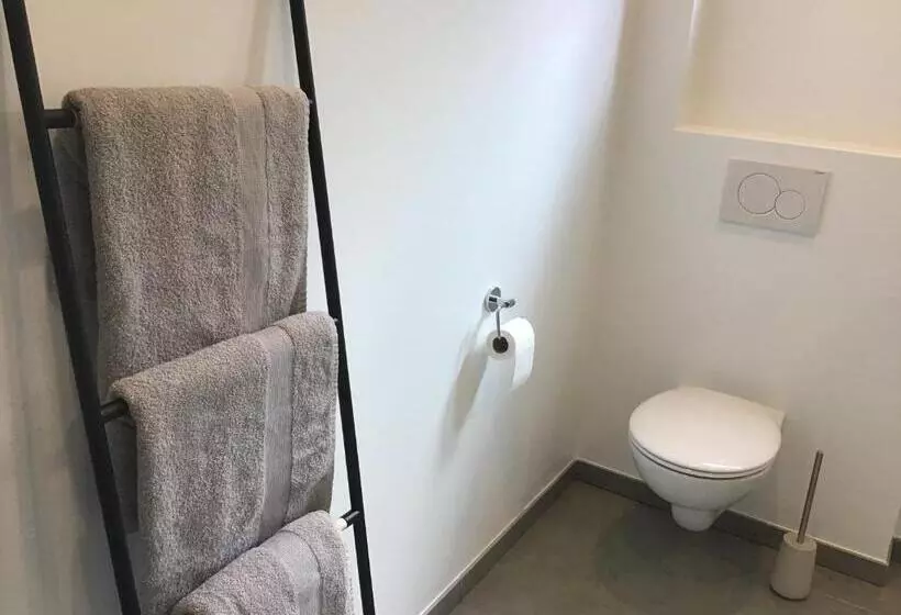 Aamiaismajoitus (B&B) Au Bord De La Foret