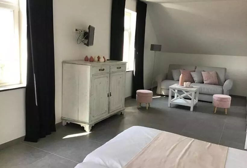 Aamiaismajoitus (B&B) Au Bord De La Foret