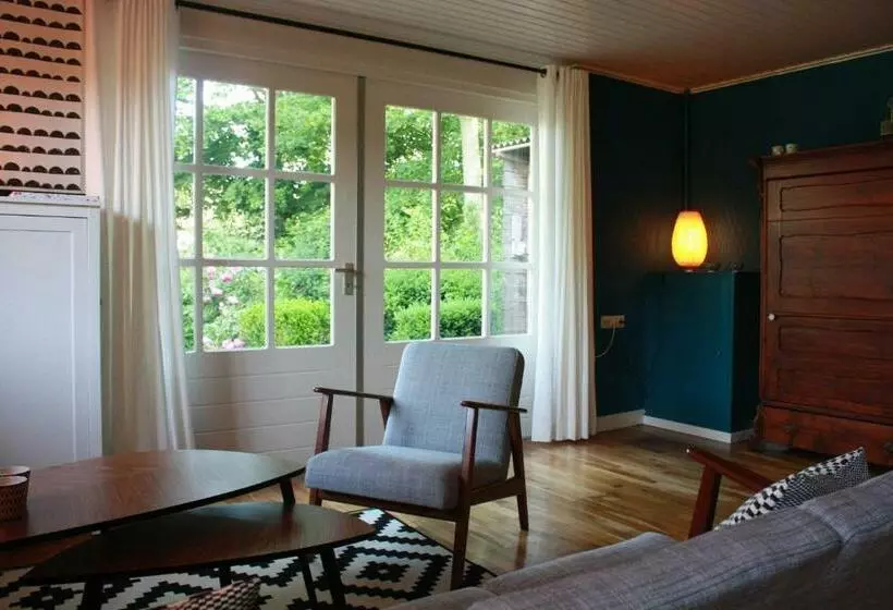 ベッドアンドブレックファースト Bnb De Peelvos