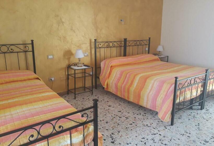 צימר L Antico Faro