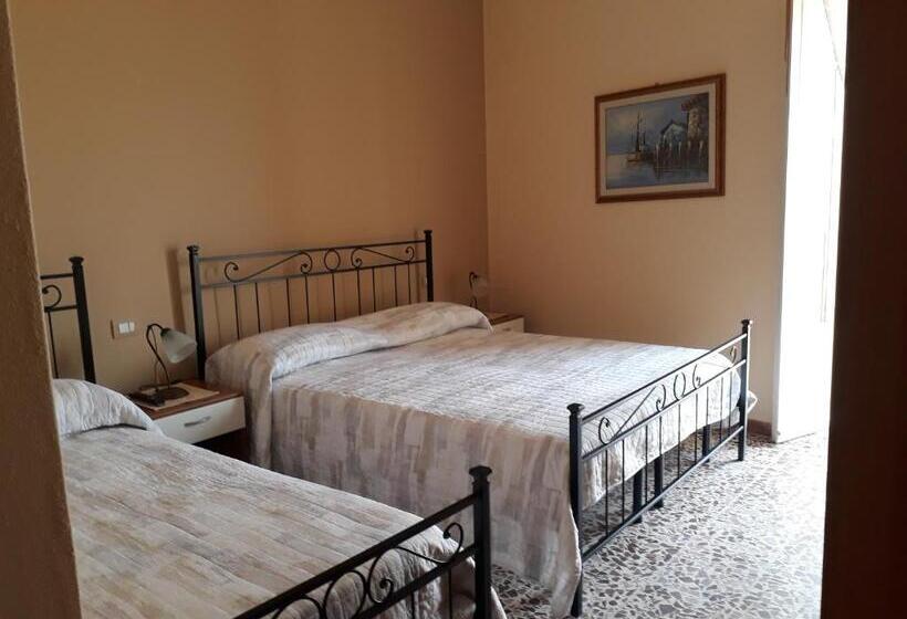 צימר L Antico Faro