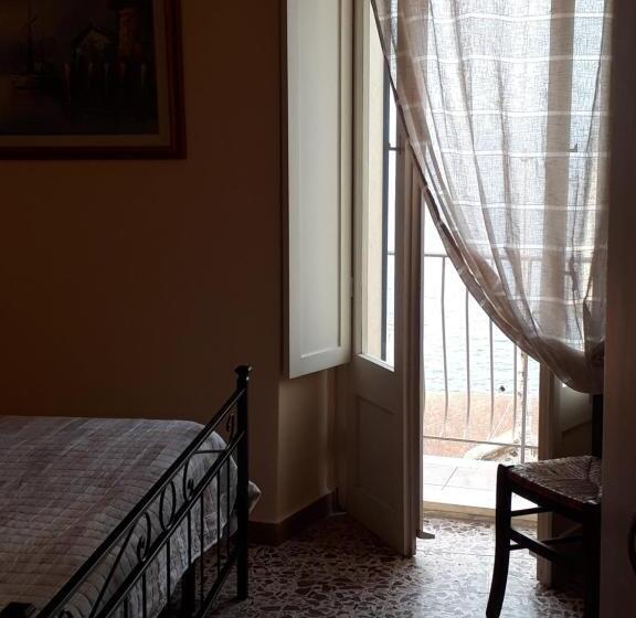 צימר L Antico Faro