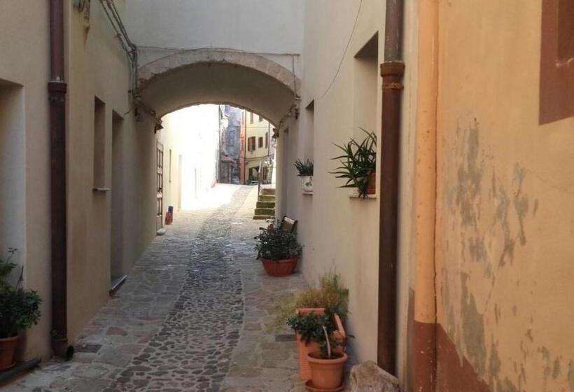 צימר L Antico Faro