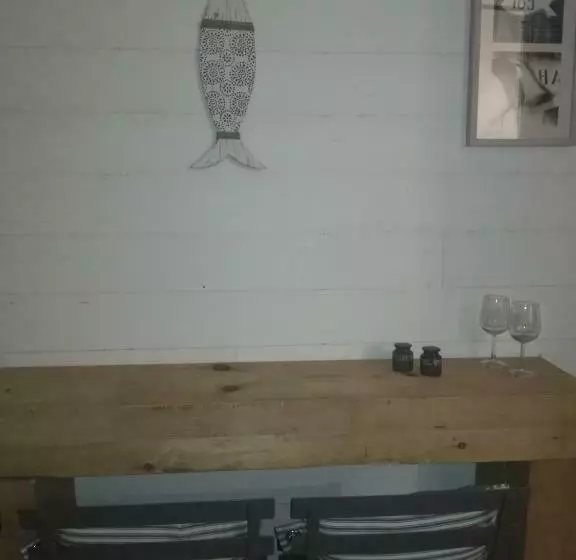 تختخواب و صبحانه La Cabane Bordeaux St Augustin