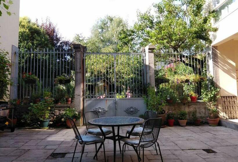 צימר Le Patio Gironnais