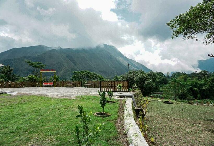 בית מלון כפרי Rinjani Hill