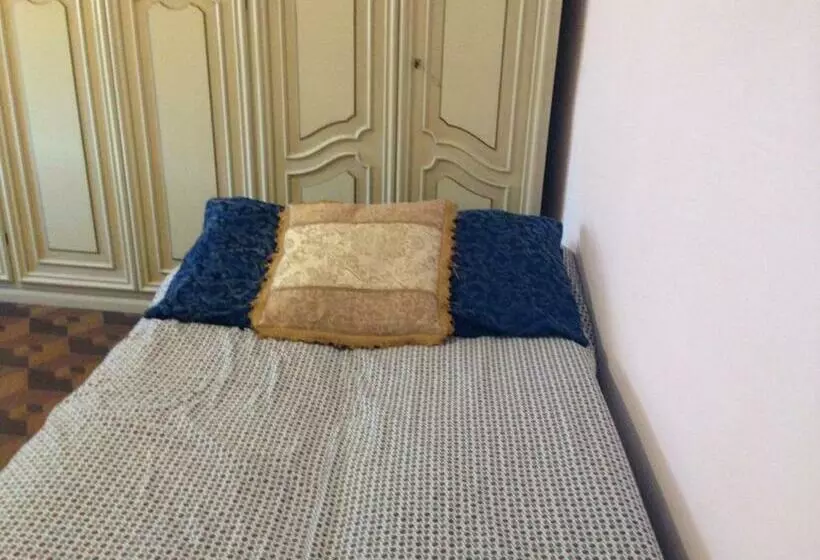Majatalo Una Stanza In Un Appartamento