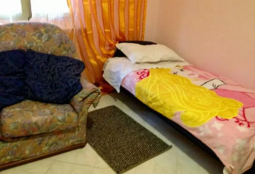 Majatalo Una Stanza In Un Appartamento
