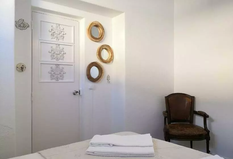 پانسیون Be My Neighbour