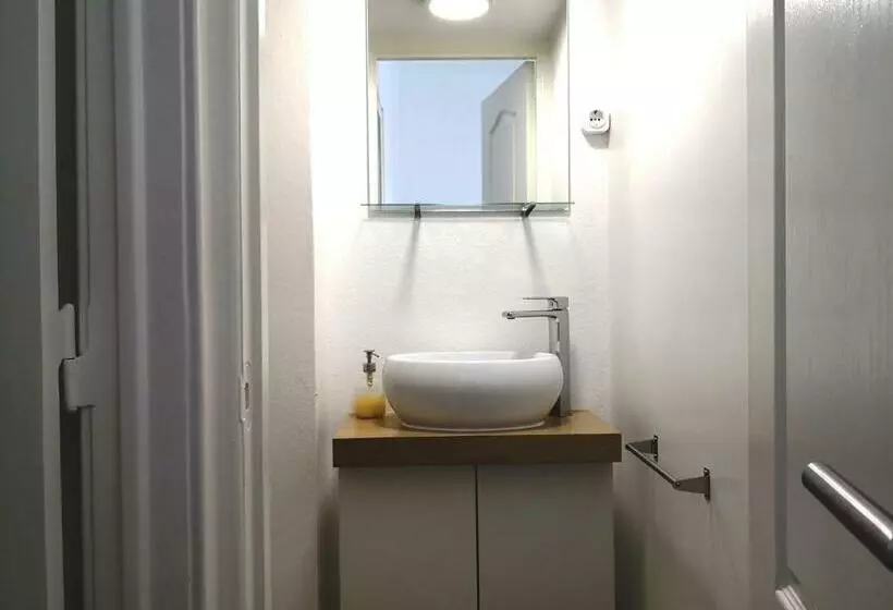 پانسیون Be My Neighbour