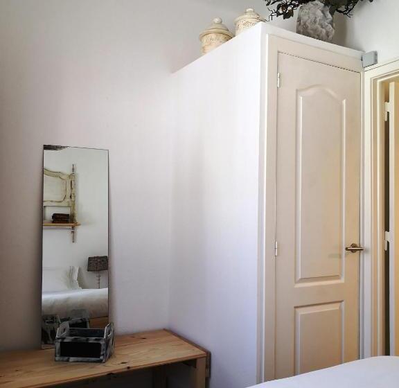 Pension (Hôtel basse catégorie) Be My Neighbour