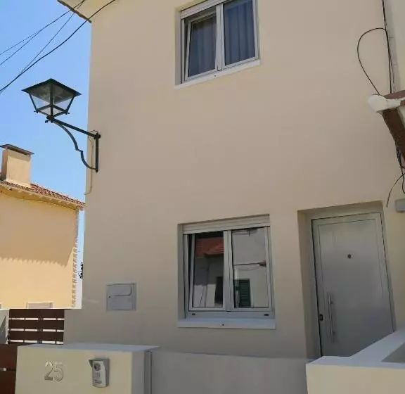 پانسیون Be My Neighbour