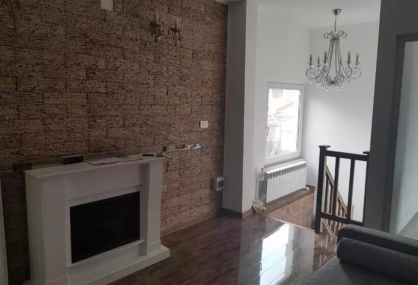 ペンション Casa Cojanu