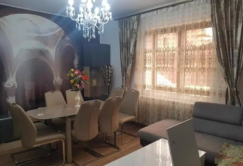 ペンション Casa Cojanu