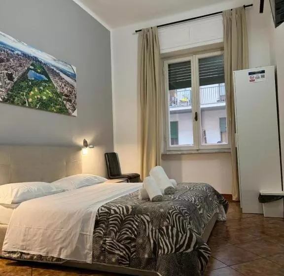 پانسیون Crown Guest House