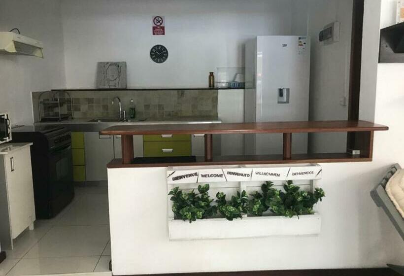 Pensió Pereybere Villa Valari With Pool Near Beach