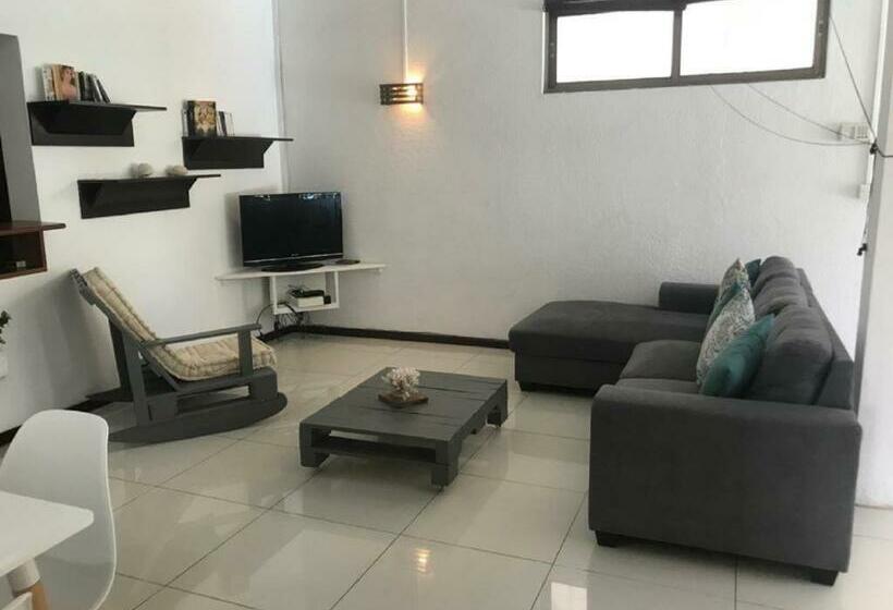 Pensió Pereybere Villa Valari With Pool Near Beach