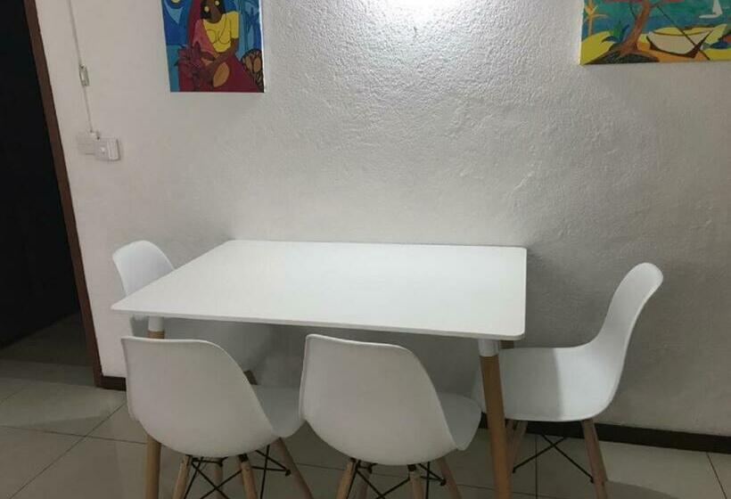 Pensió Pereybere Villa Valari With Pool Near Beach