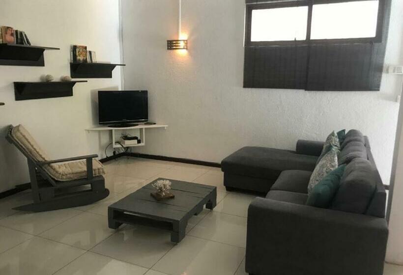 Pensió Pereybere Villa Valari With Pool Near Beach