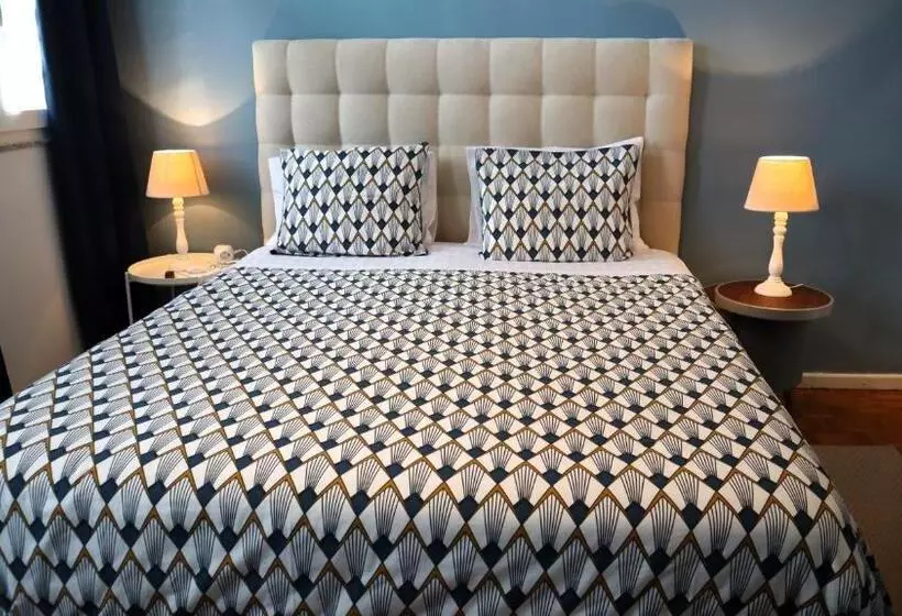 ペンション Raiano Guest House