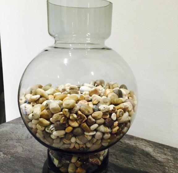 تختخواب و صبحانه Il Pavone