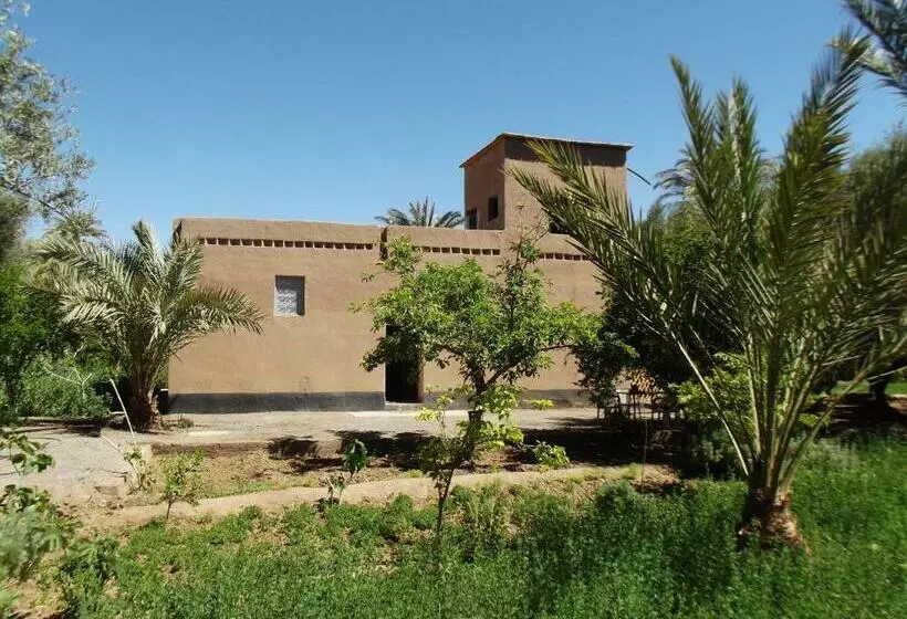 Aamiaismajoitus (B&B) Le Jardin Des Grenadiers