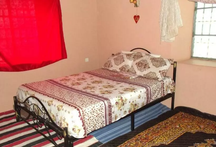 Aamiaismajoitus (B&B) Le Jardin Des Grenadiers