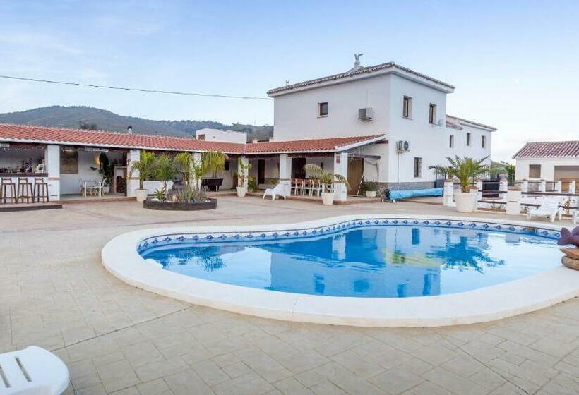 Cortijo El Chenil Rural Retreat