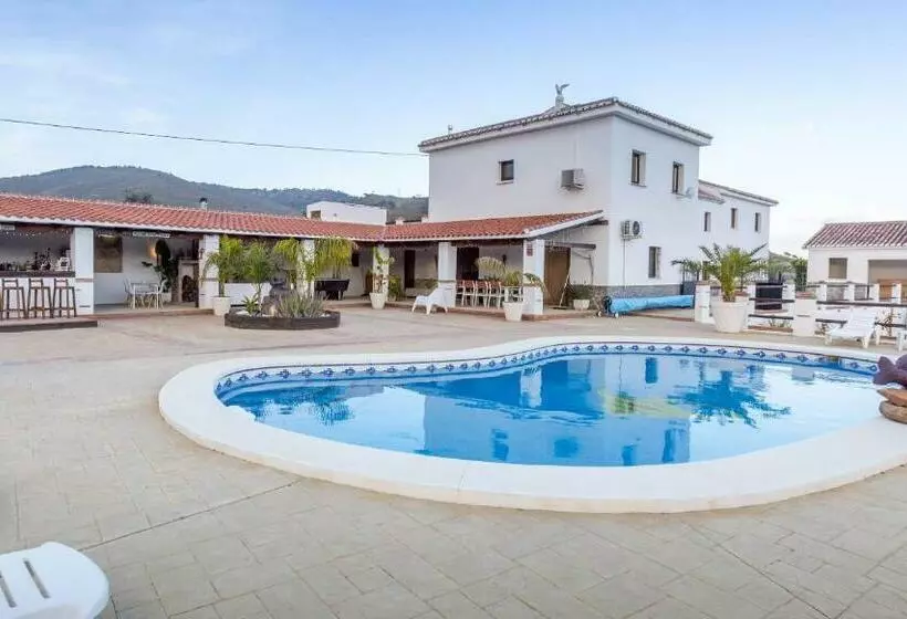 Cortijo El Chenil Rural Retreat