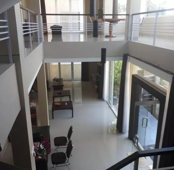 Majatalo Brielle Guest House