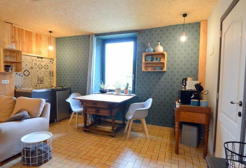 بنسيون L Eglantine